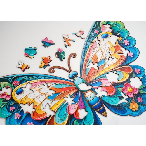 Puzzle Drewniane MOTYL 225 ELEMENTÓW